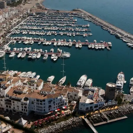 Puerto Banus Apartment *